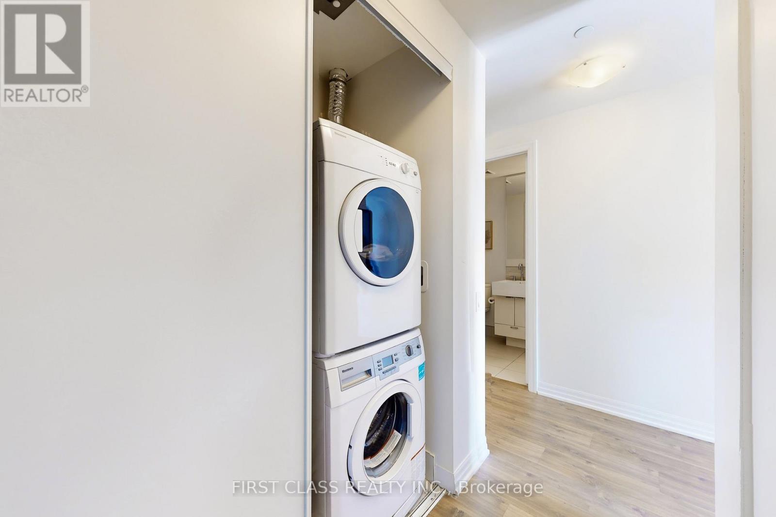 2708 - 88 Blue Jays Way, Toronto, Ontario  M5V 0L7 - Photo 33 - C12566032