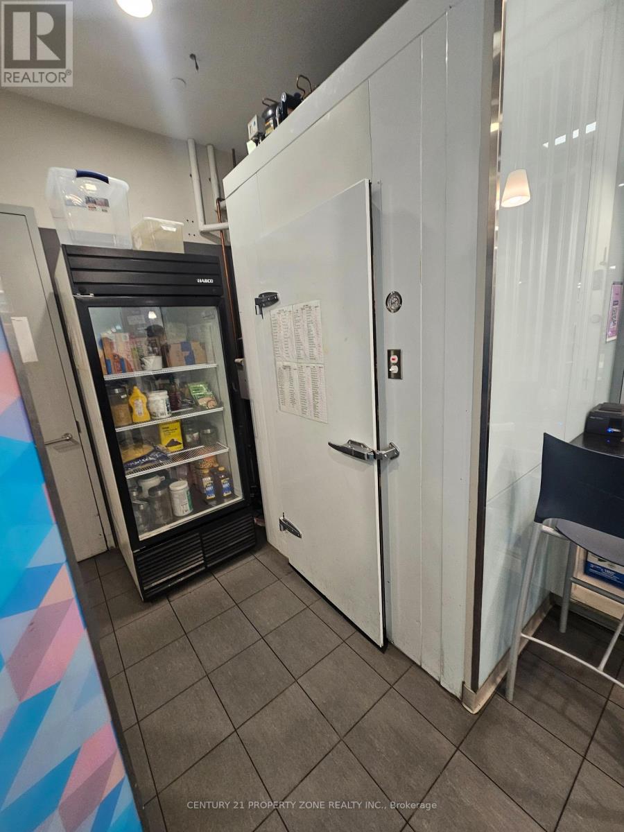 60 Murray Street, Toronto, Ontario  M5T 3L9 - Photo 5 - C12566036