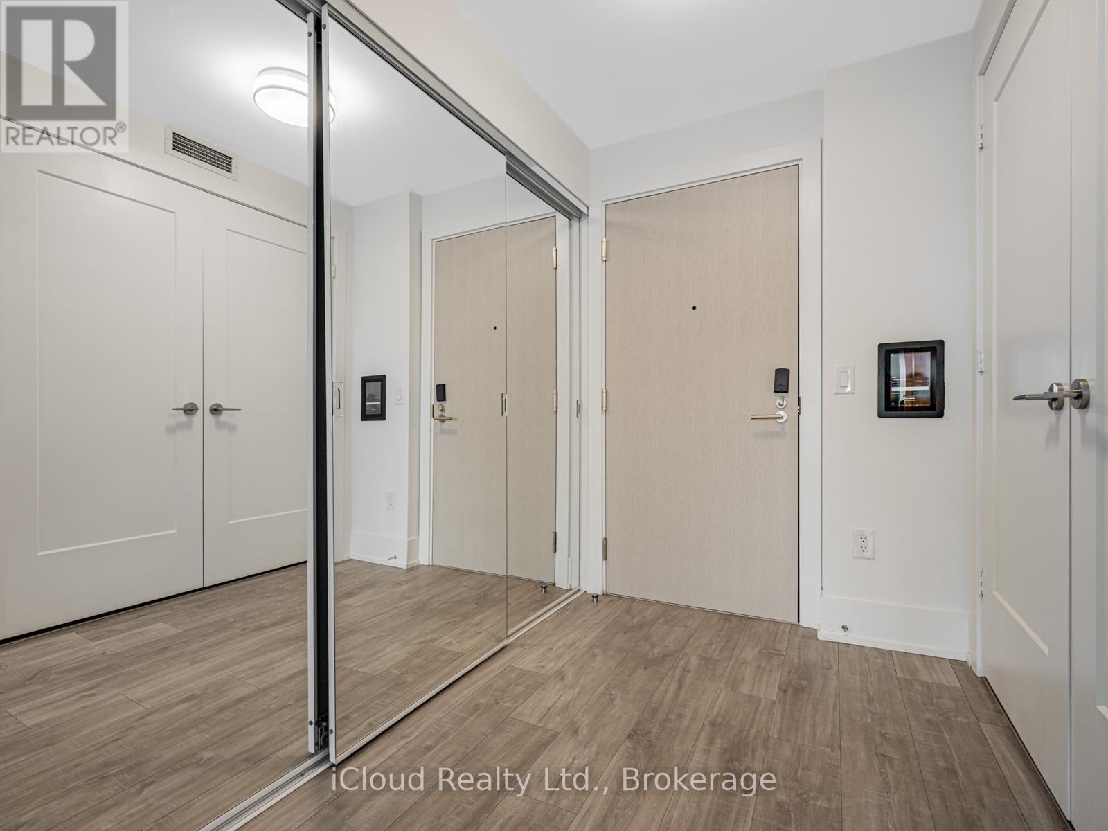 901 - 480 Front Street W, Toronto, Ontario  M5V 0V6 - Photo 3 - C12566044