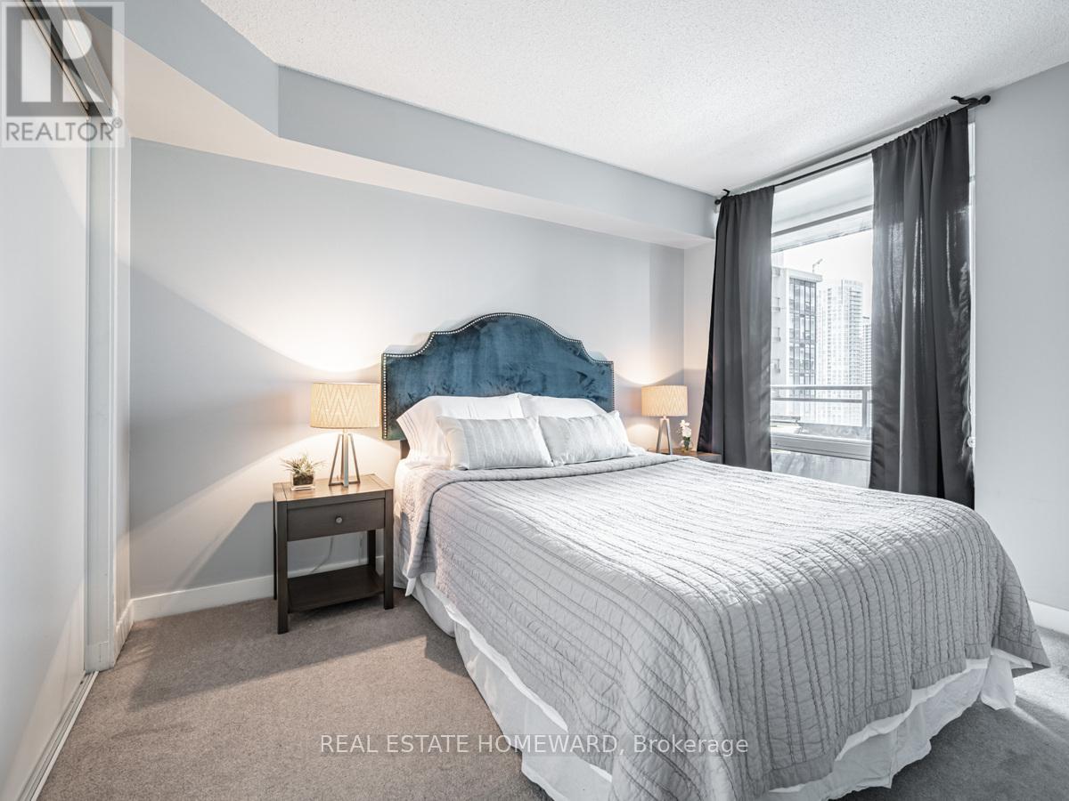 1810 - 25 Telegram Mews, Toronto, Ontario  M5V 3Z1 - Photo 15 - C12566050