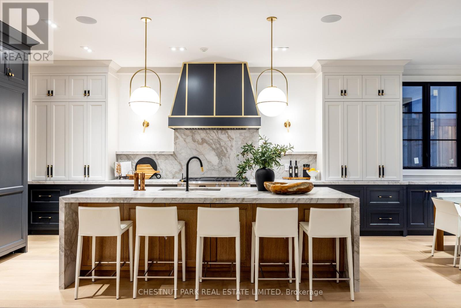 36 Ava Road, Toronto, Ontario  M5P 1Y4 - Photo 16 - C12566170