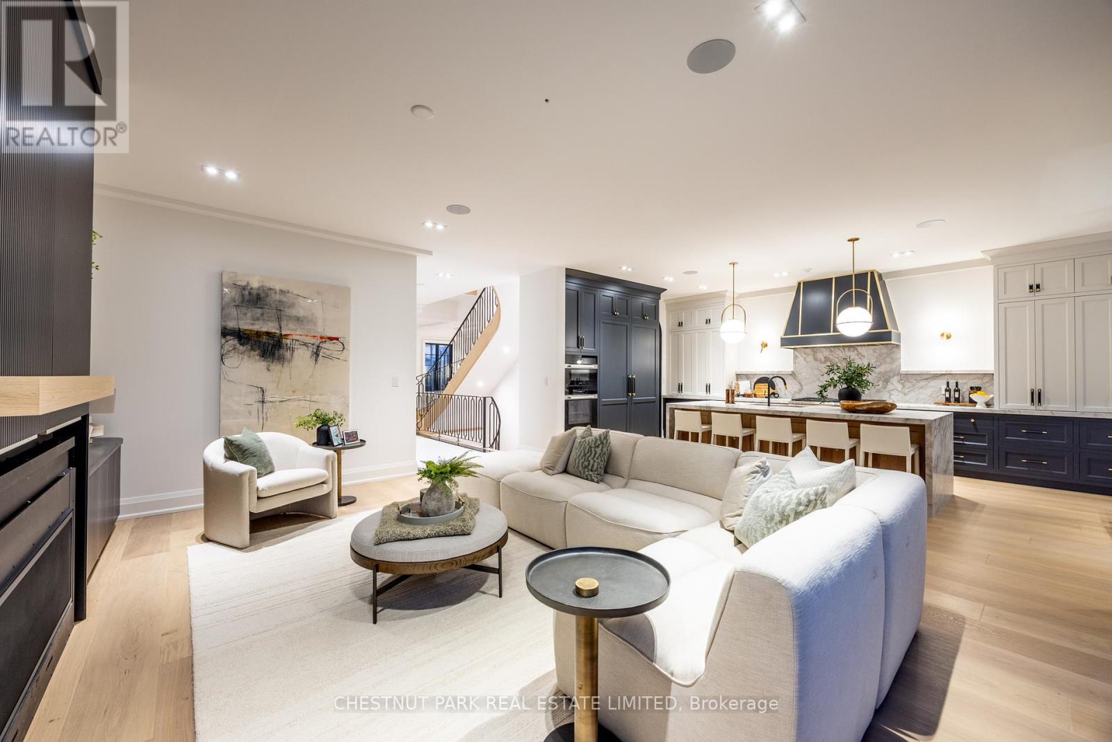 36 Ava Road, Toronto, Ontario  M5P 1Y4 - Photo 22 - C12566170