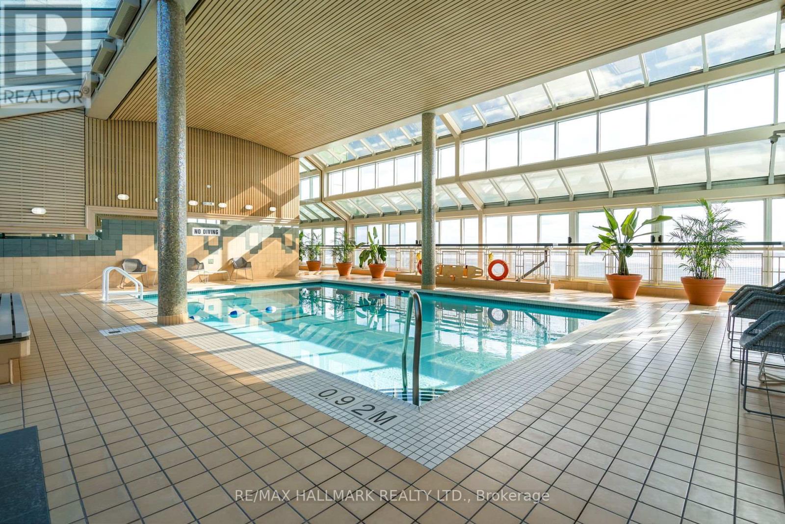 1108 - 211 Queens Quay W, Toronto, Ontario  M5J 2Y7 - Photo 36 - C12566184