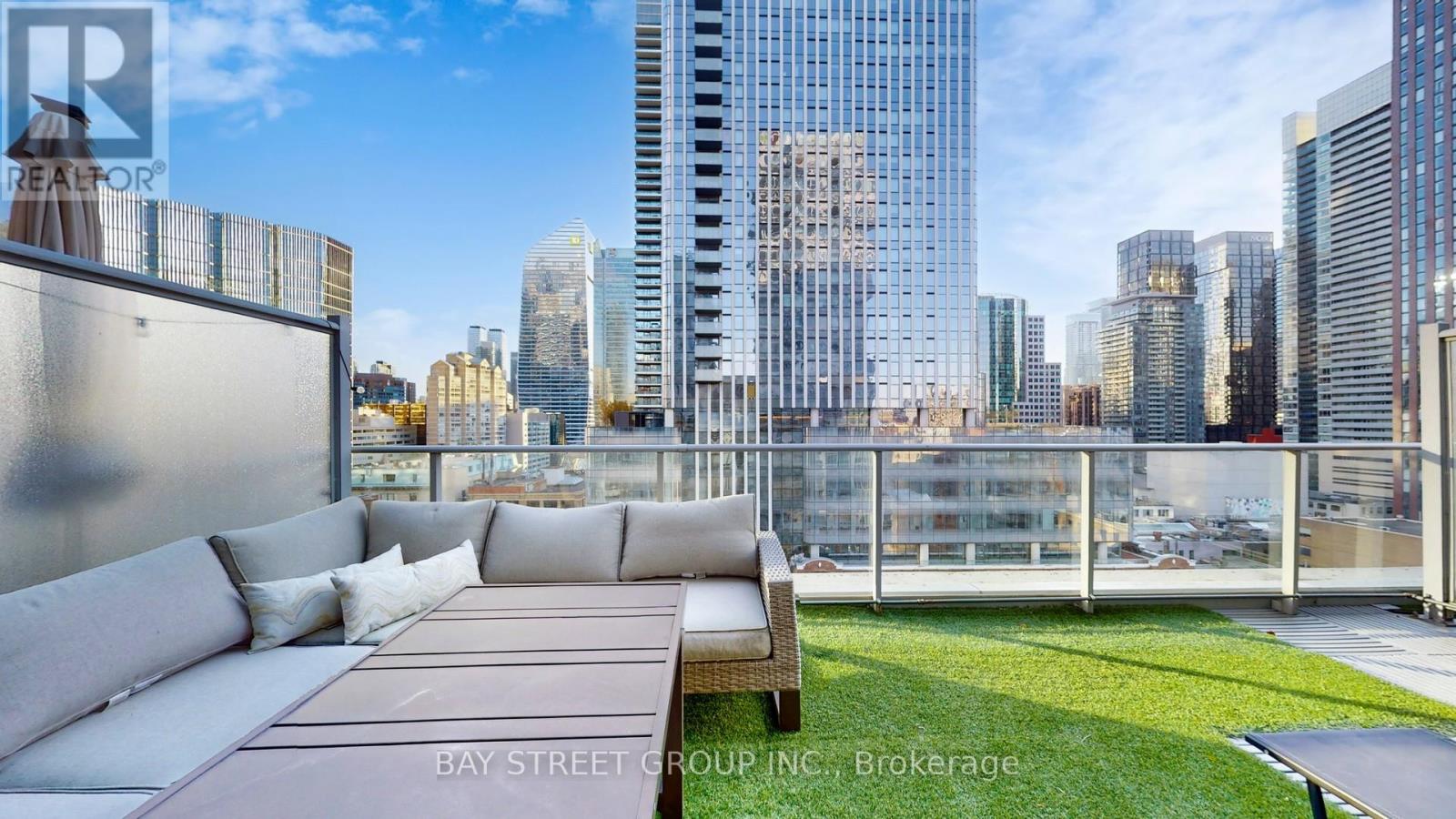 Uph01 - 21 Nelson Street, Toronto, Ontario  M5V 3H9 - Photo 22 - C12566204