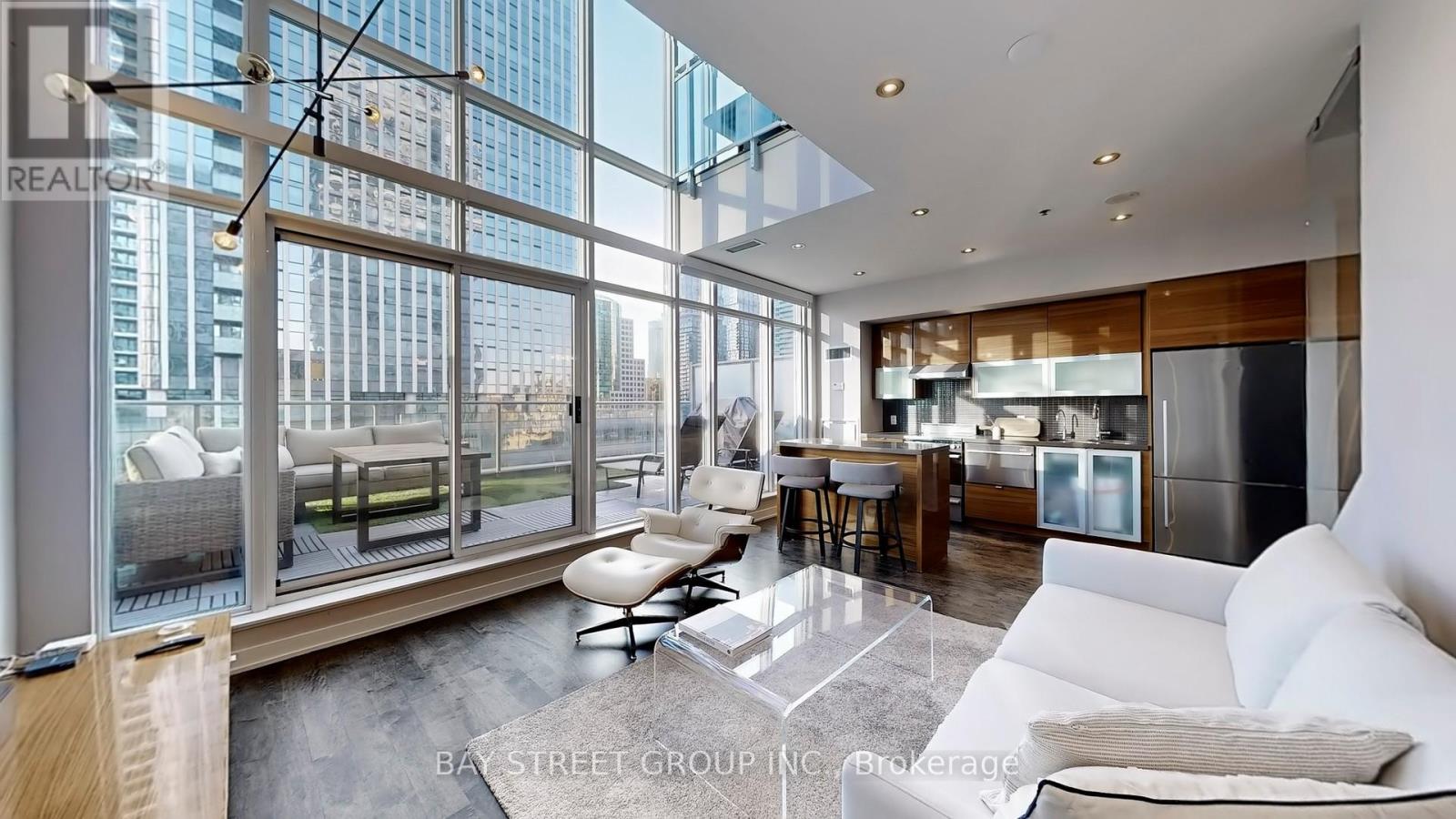 Uph01 - 21 Nelson Street, Toronto, Ontario  M5V 3H9 - Photo 6 - C12566204