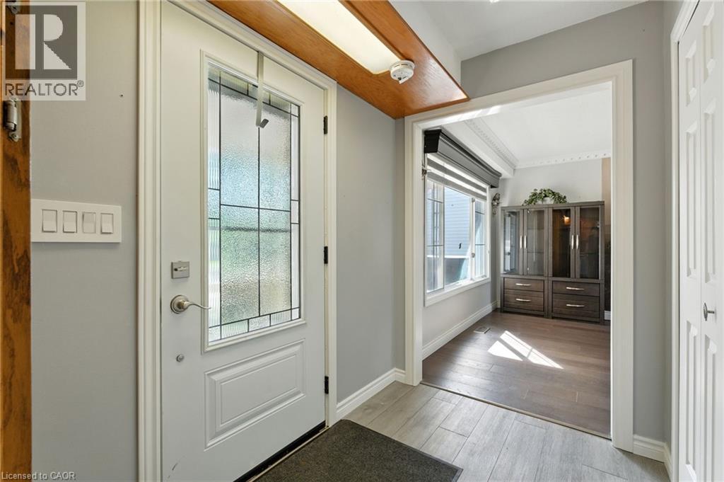 386 Navy Street, Welland, Ontario  L3B 4Y4 - Photo 3 - 40770092