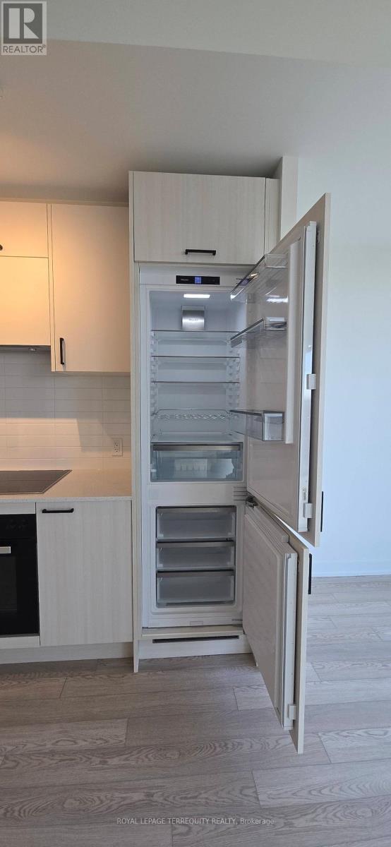 1015 - 1 Quarrington Lane, Toronto, Ontario  M3C 1H7 - Photo 18 - C12562144