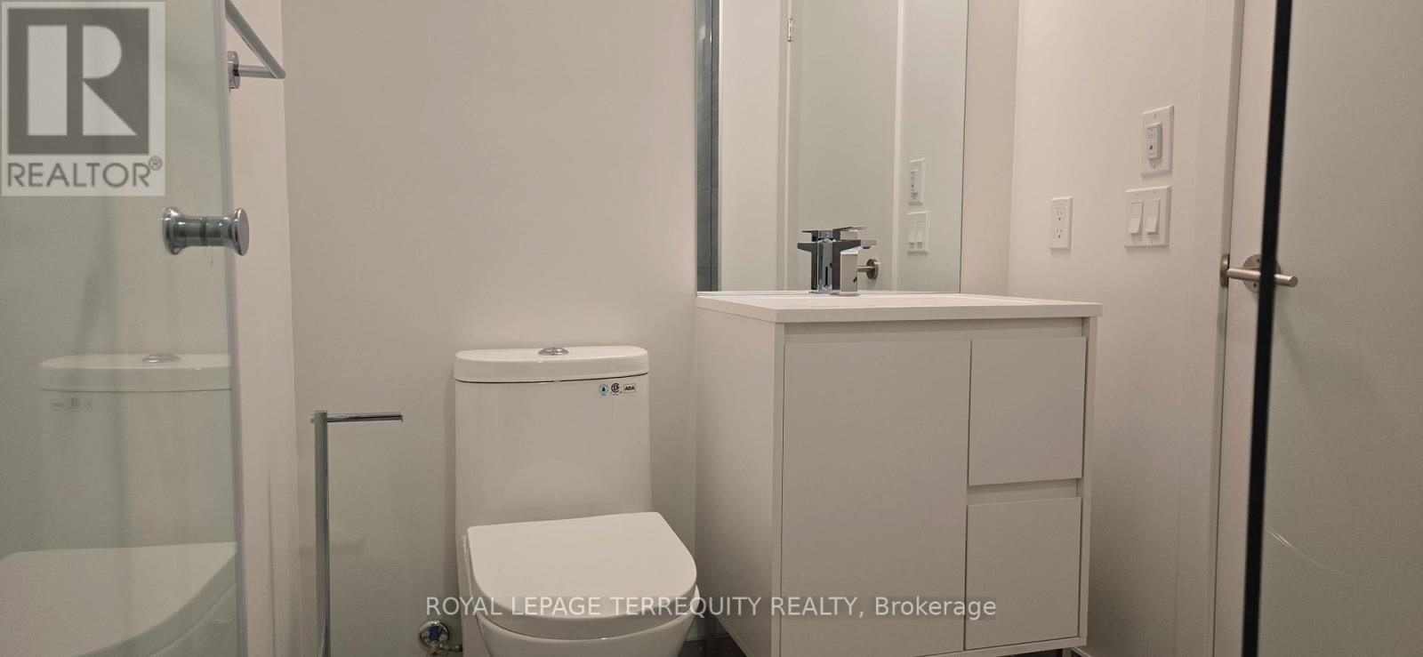 1015 - 1 Quarrington Lane, Toronto, Ontario  M3C 1H7 - Photo 7 - C12562144