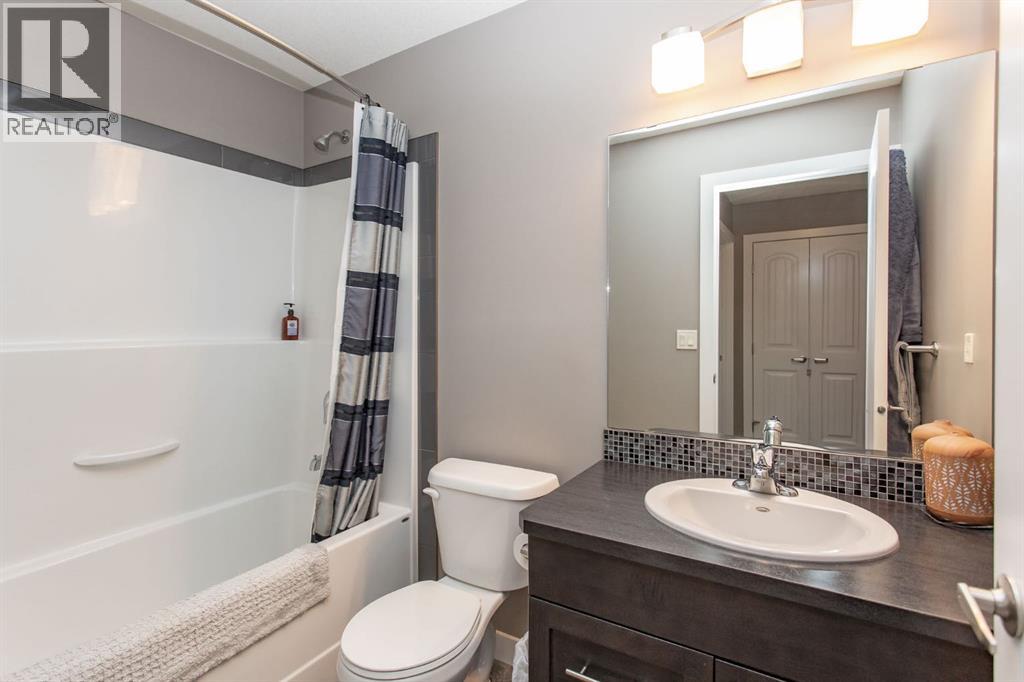 371 Lancaster Drive, Red Deer, Alberta  T4R 0R1 - Photo 18 - A2270926