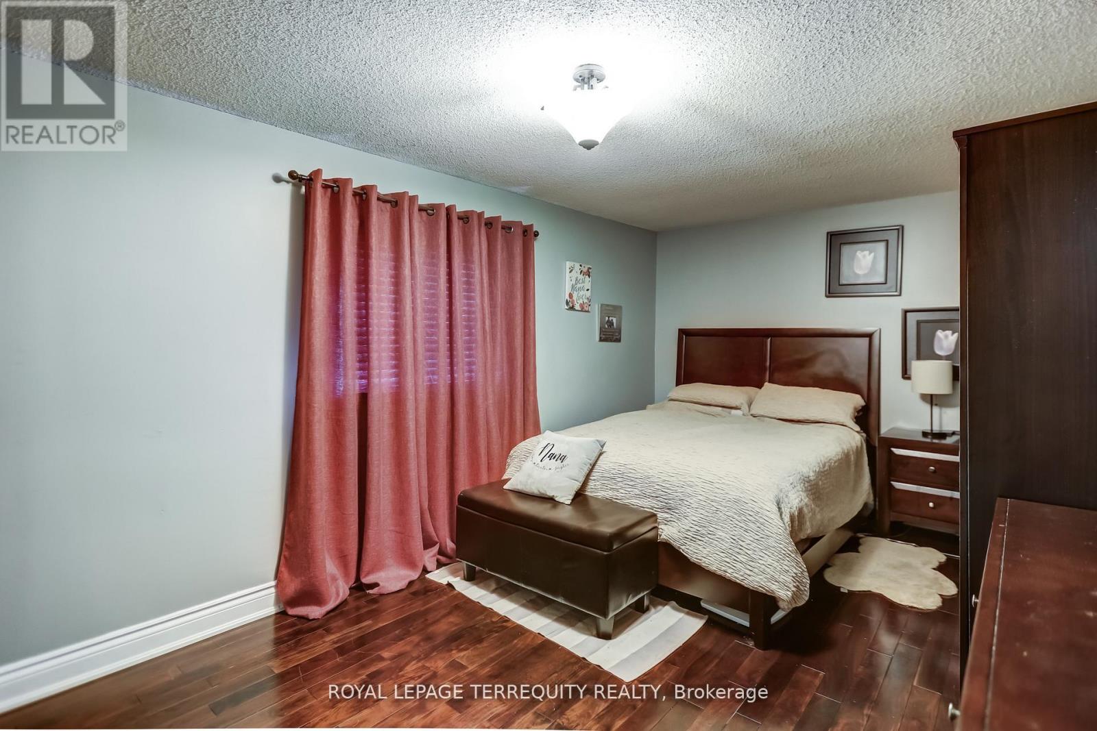 30 Wicks Drive, Ajax, Ontario  L1Z 1C3 - Photo 19 - E12566048