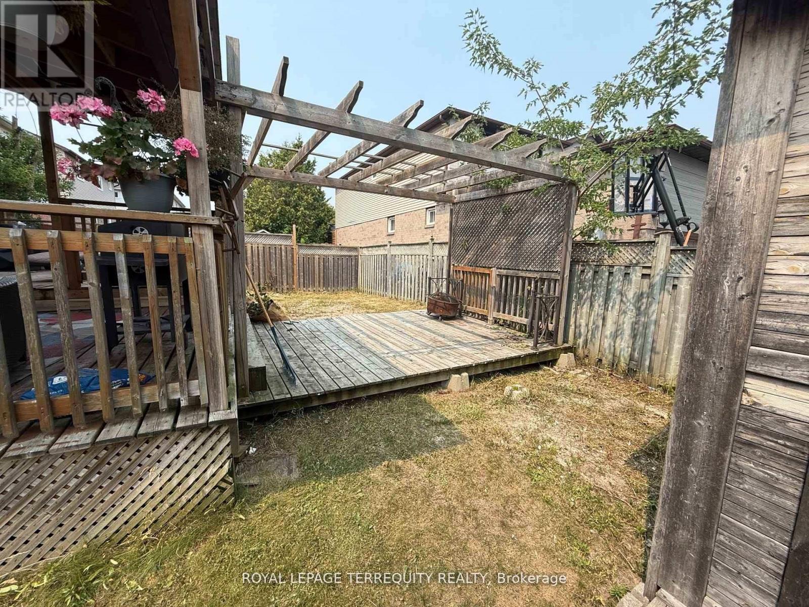 30 Wicks Drive, Ajax, Ontario  L1Z 1C3 - Photo 35 - E12566048