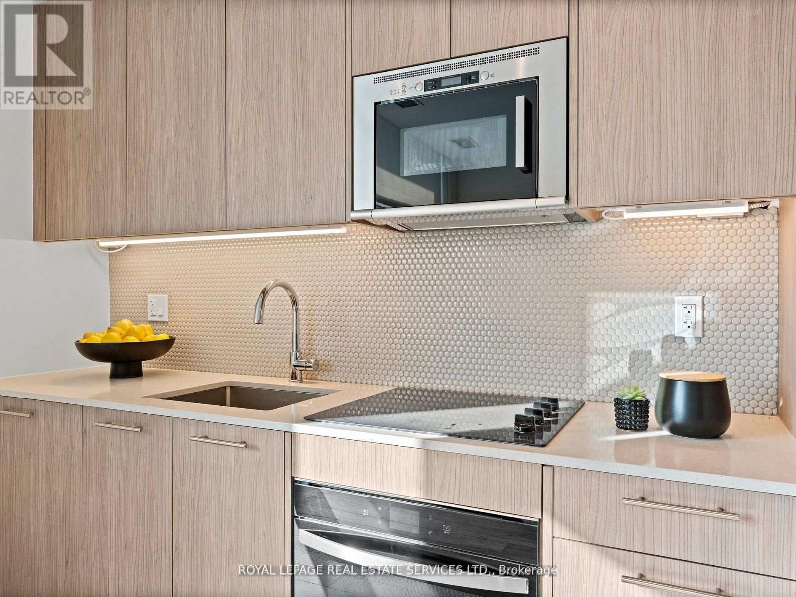 215 - 286 Main Street, Toronto, Ontario  M4C 4X5 - Photo 32 - E12566062