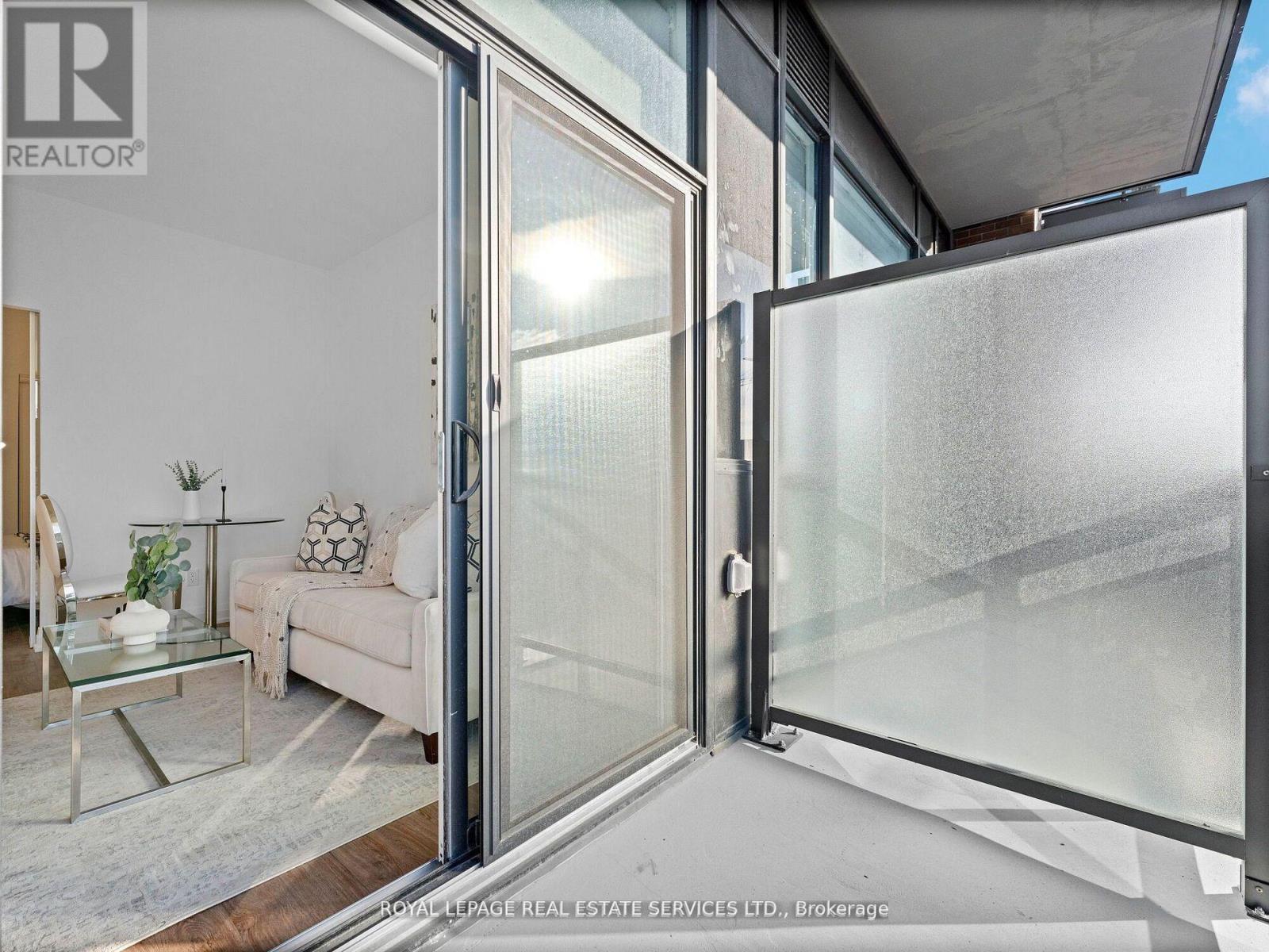 215 - 286 Main Street, Toronto, Ontario  M4C 4X5 - Photo 34 - E12566062