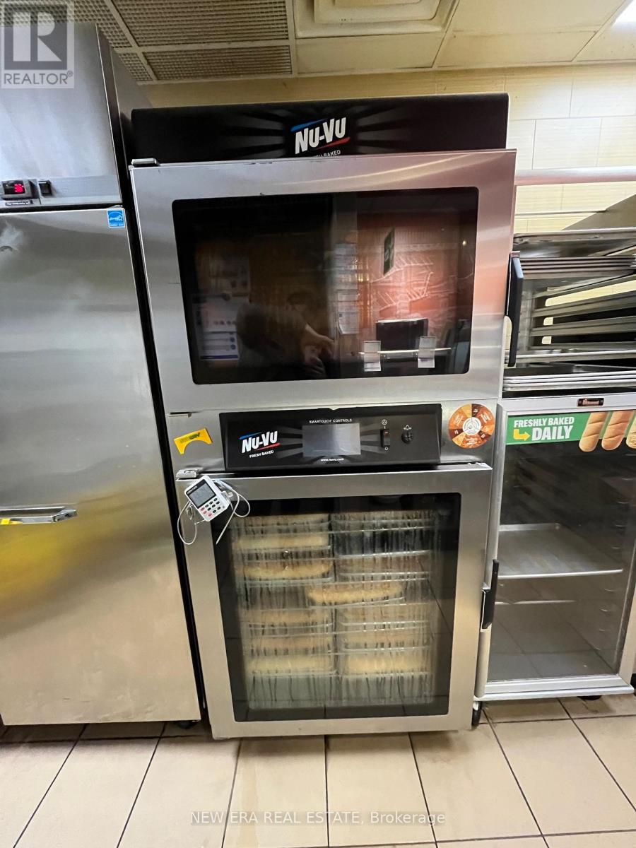 1226 Danforth Avenue, Toronto, Ontario  M4J 1M6 - Photo 10 - E12566140