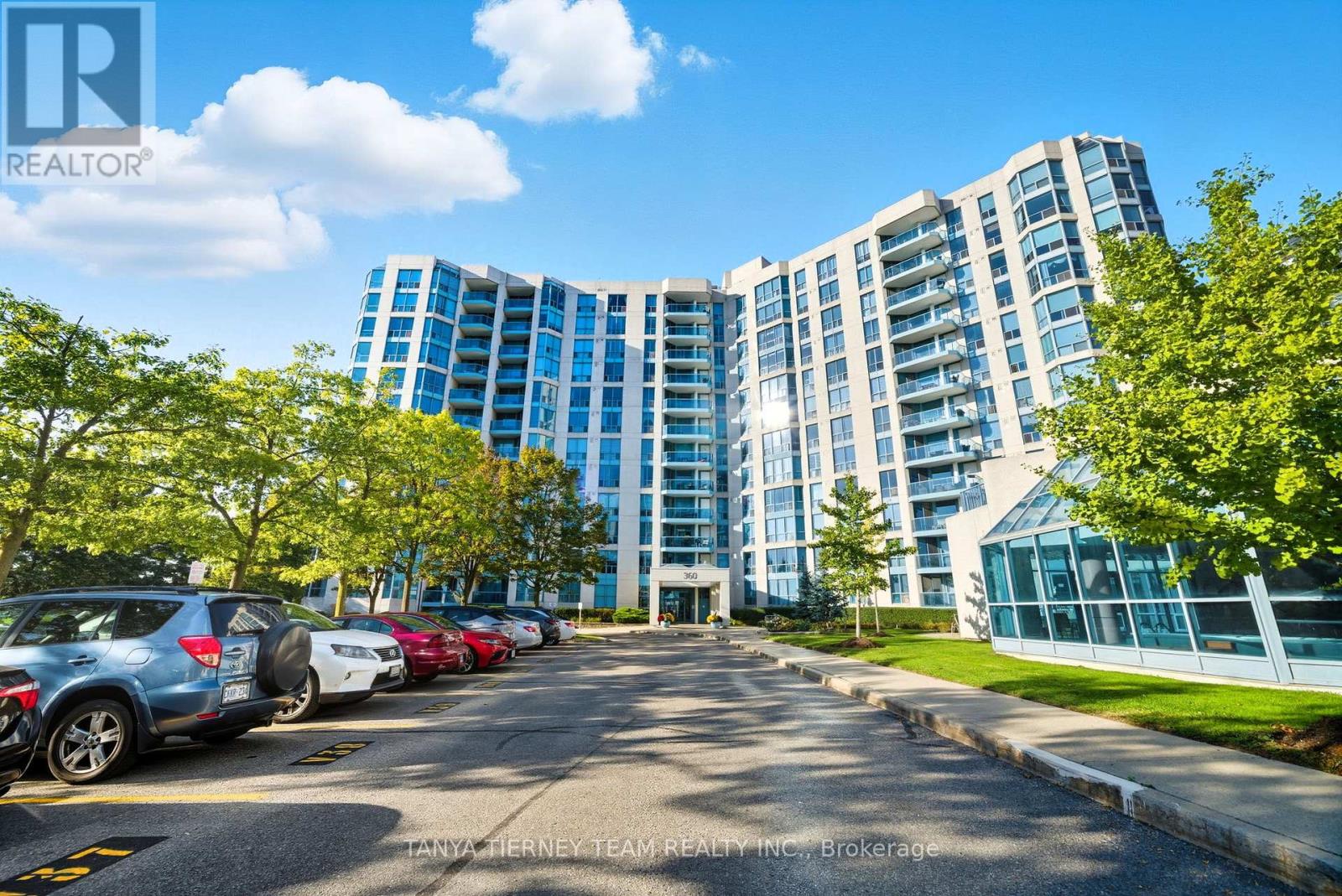 805 - 360 WATSON STREET, Whitby, Ontario