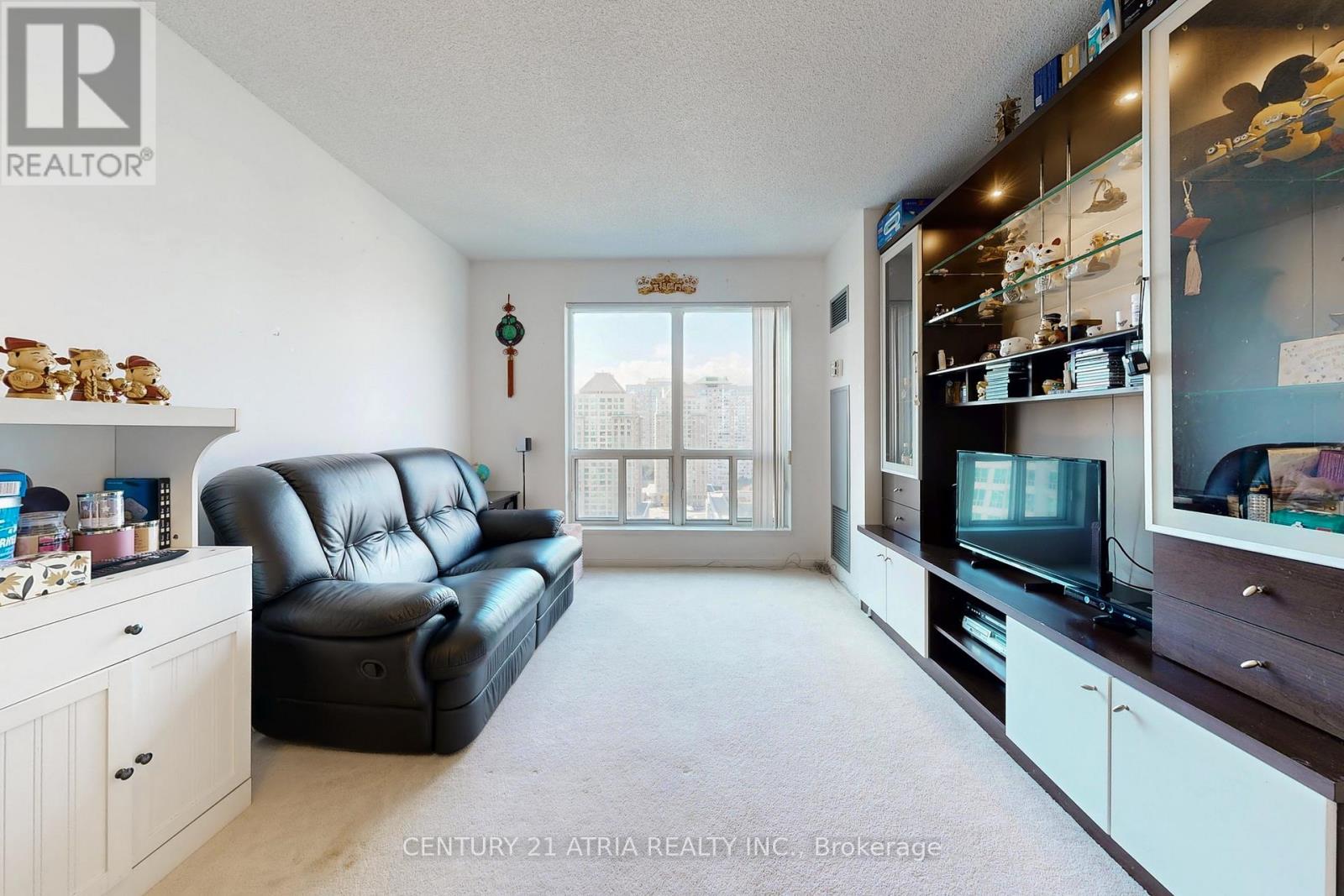 #2002 - 11 Lee Centre Drive, Toronto, Ontario  M1H 3J5 - Photo 4 - E12566232