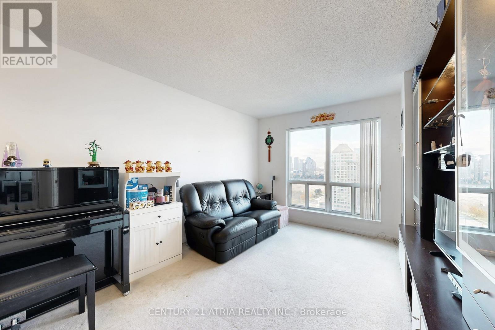 #2002 - 11 Lee Centre Drive, Toronto, Ontario  M1H 3J5 - Photo 5 - E12566232