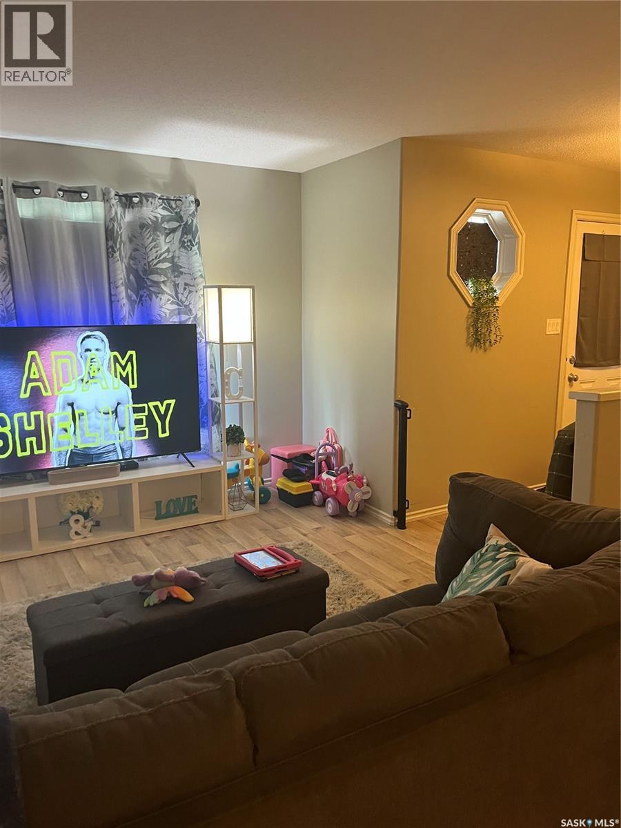 10 71 Cameron Way, Yorkton, Saskatchewan  S3N 2X3 - Photo 8 - SK024446