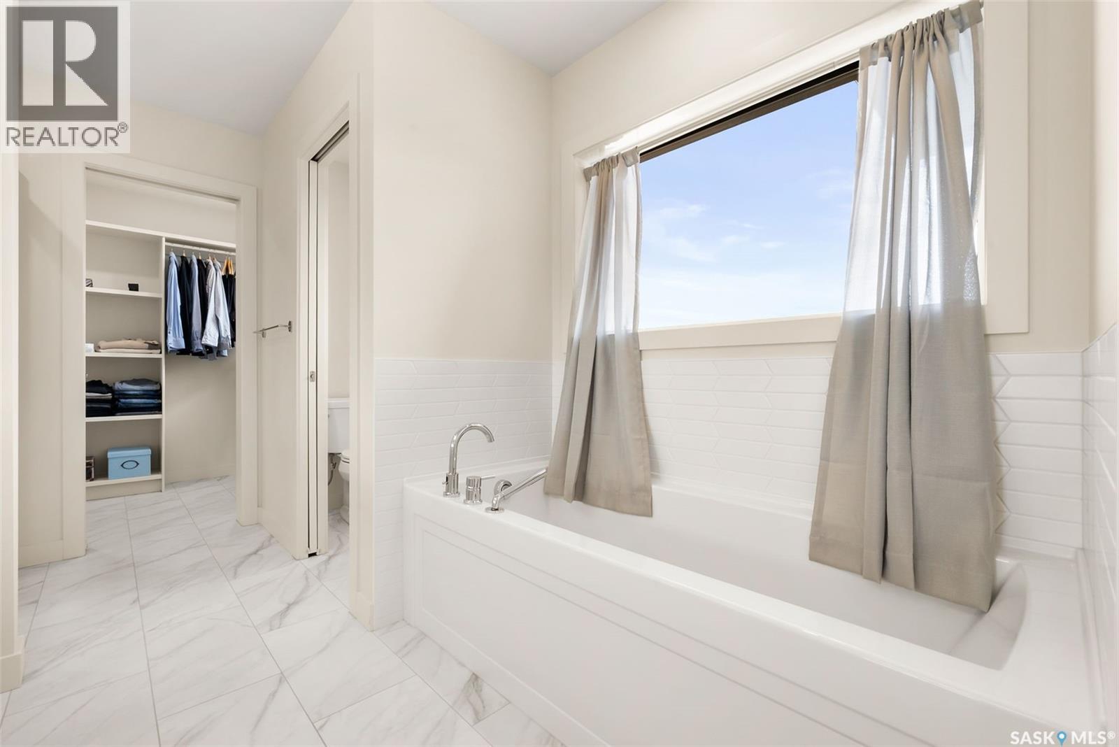 40 Mackenzie Crescent, Pilot Butte, Saskatchewan  S0G 3Z0 - Photo 23 - SK024311