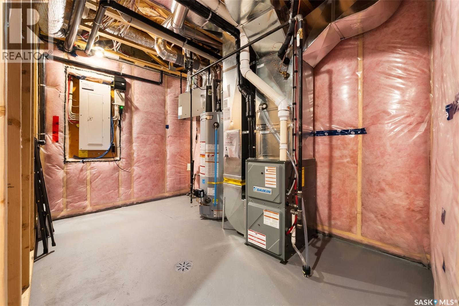 40 Mackenzie Crescent, Pilot Butte, Saskatchewan  S0G 3Z0 - Photo 36 - SK024311