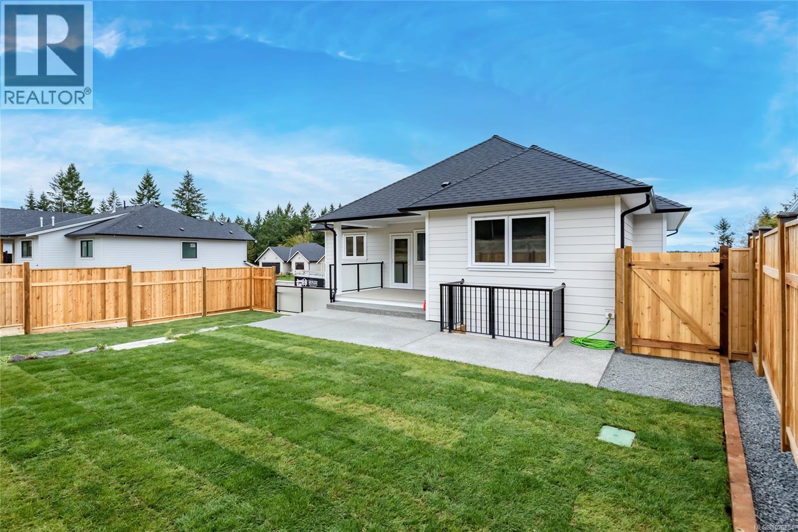 1783 Crown Isle Blvd, Courtenay, British Columbia  V9N 9X5 - Photo 5 - 1020884