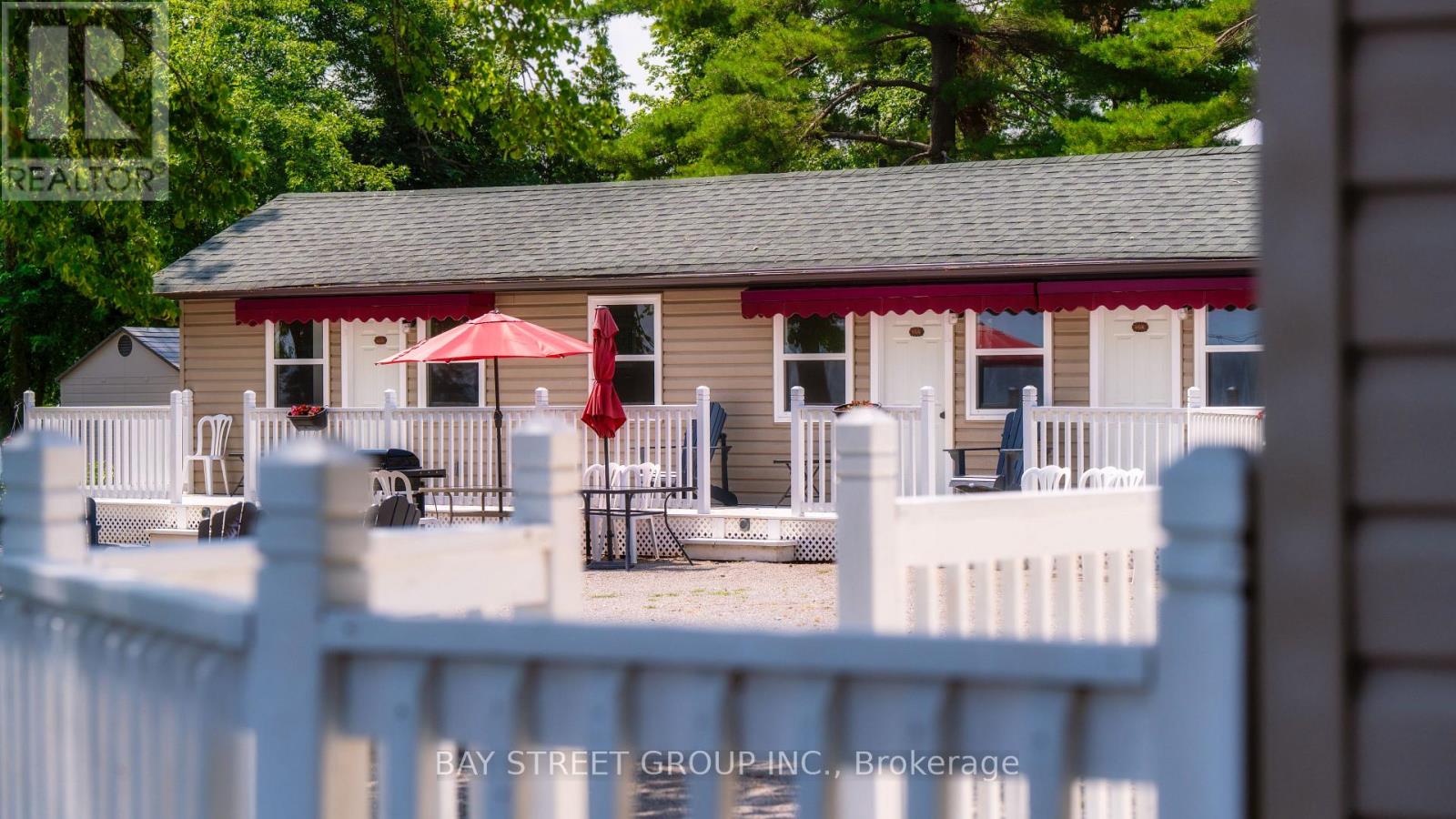 1000 Goffatt Island, Ramara, Ontario  L3V 6H7 - Photo 15 - S12562972