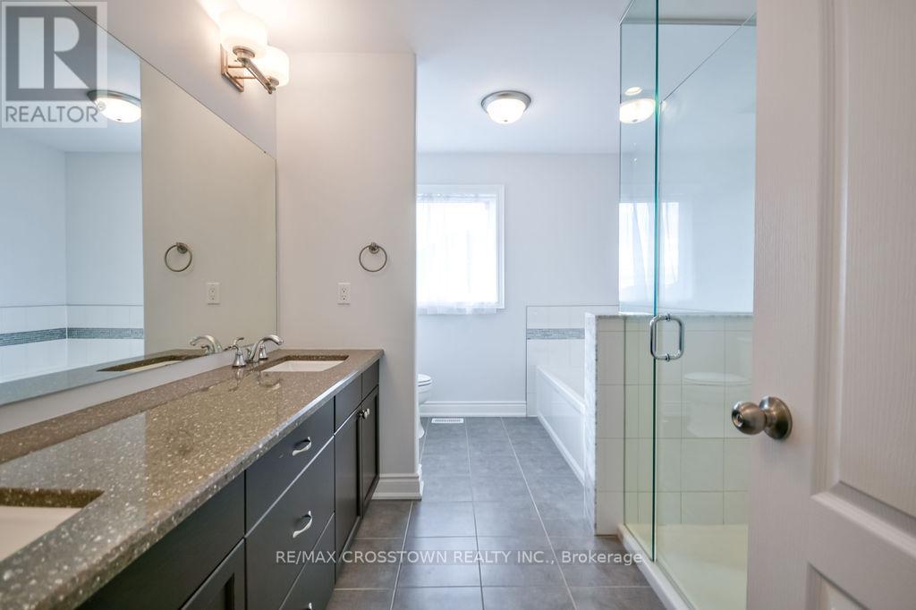 45 Imperial Crown Lane, Barrie (Innis-Shore), Ontario  L4N 5X1 - Photo 27 - S12560508