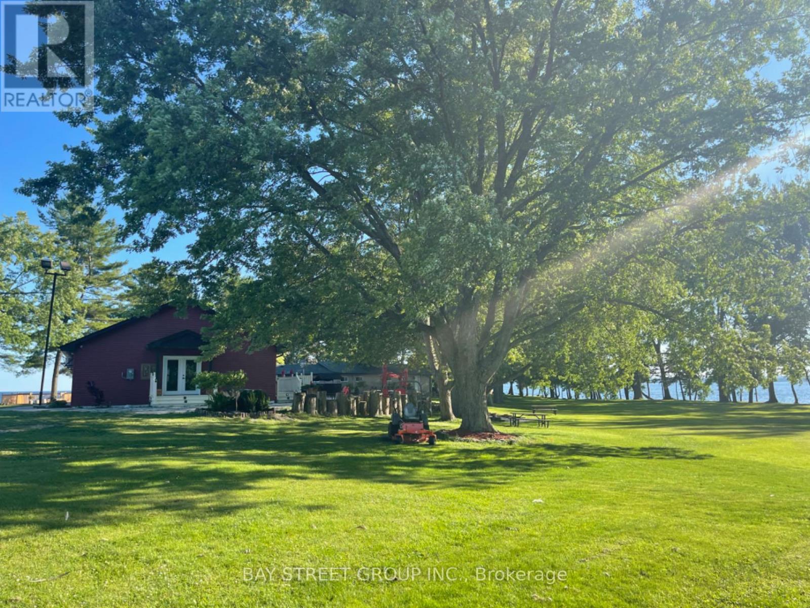 1000 Goffatt Island, Ramara, Ontario  L3V 6H7 - Photo 19 - S12562972