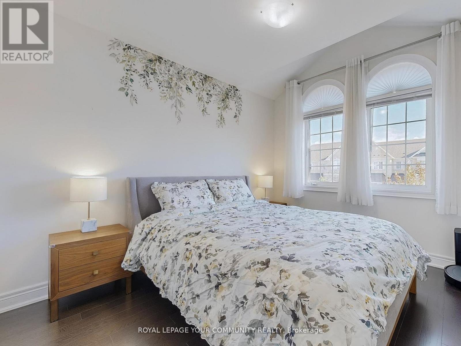 66 Drizzel Crescent, Richmond Hill, Ontario  L4E 1G8 - Photo 23 - N12566068