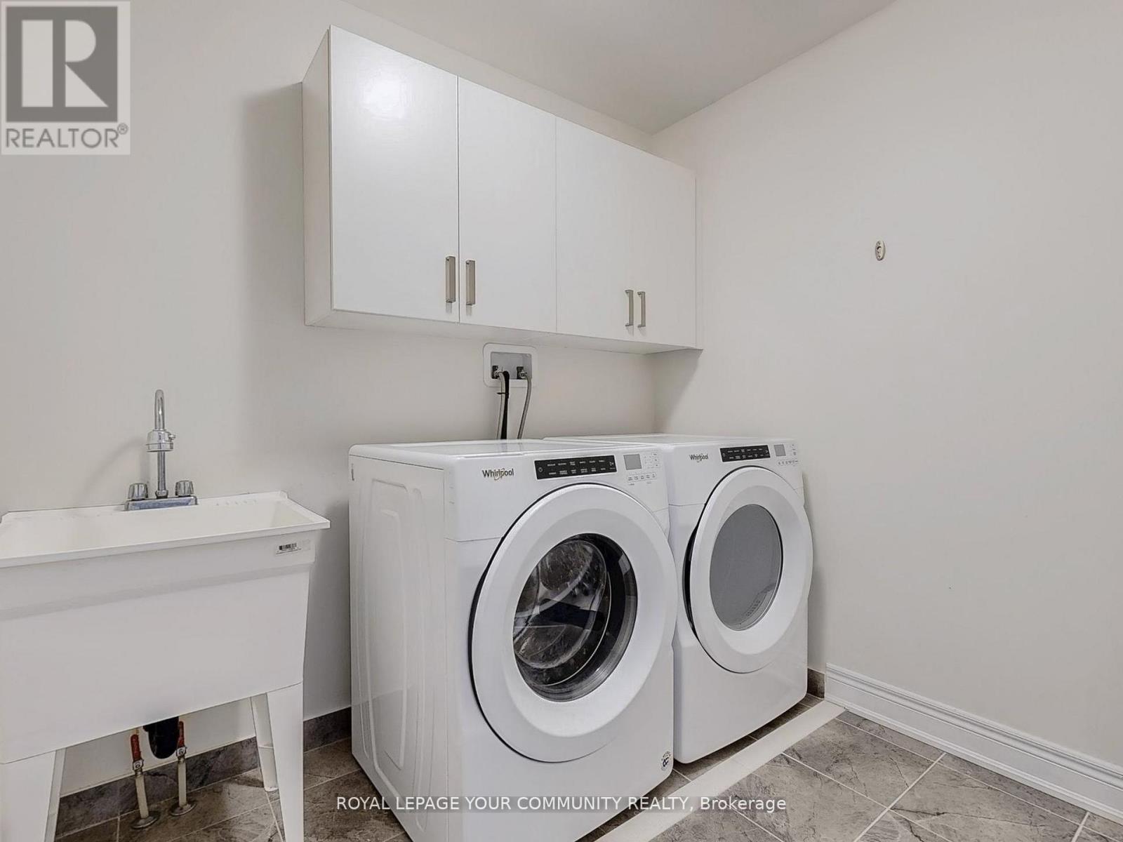 66 Drizzel Crescent, Richmond Hill, Ontario  L4E 1G8 - Photo 28 - N12566068