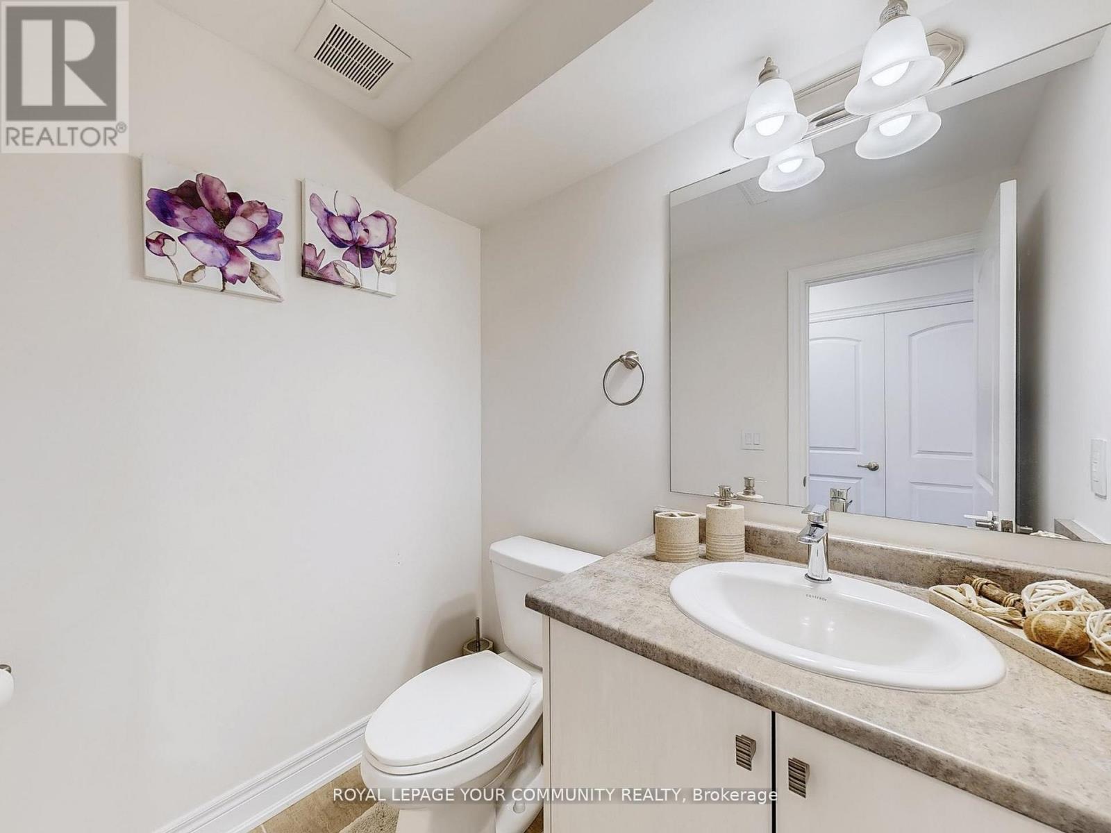 66 Drizzel Crescent, Richmond Hill, Ontario  L4E 1G8 - Photo 35 - N12566068