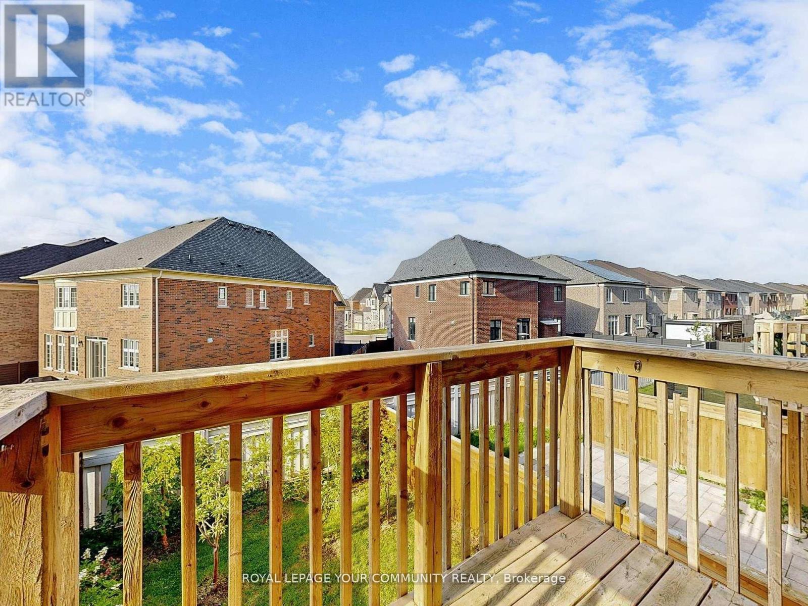 66 Drizzel Crescent, Richmond Hill, Ontario  L4E 1G8 - Photo 41 - N12566068