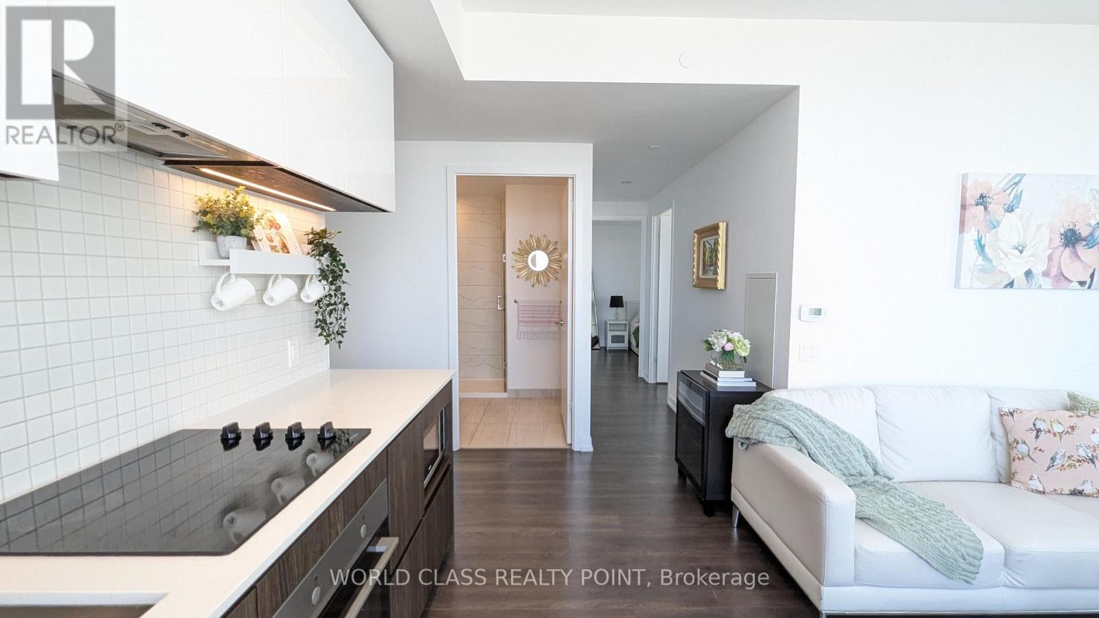 5202 - 5 Buttermill Avenue, Vaughan, Ontario  L4K 0J5 - Photo 10 - N12566156