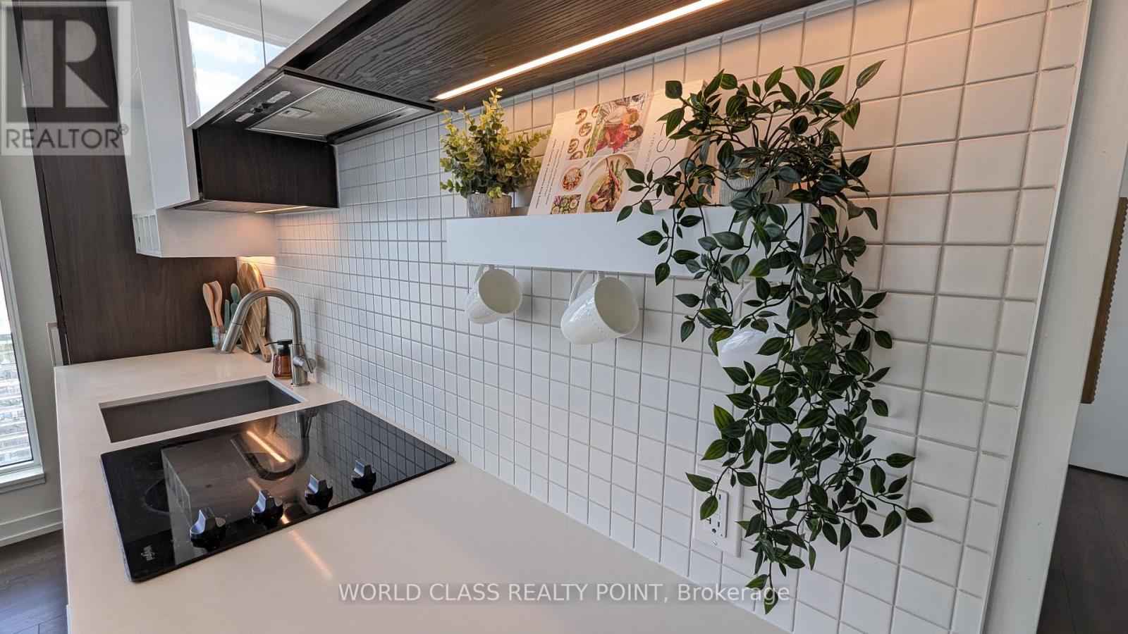 5202 - 5 Buttermill Avenue, Vaughan, Ontario  L4K 0J5 - Photo 12 - N12566156