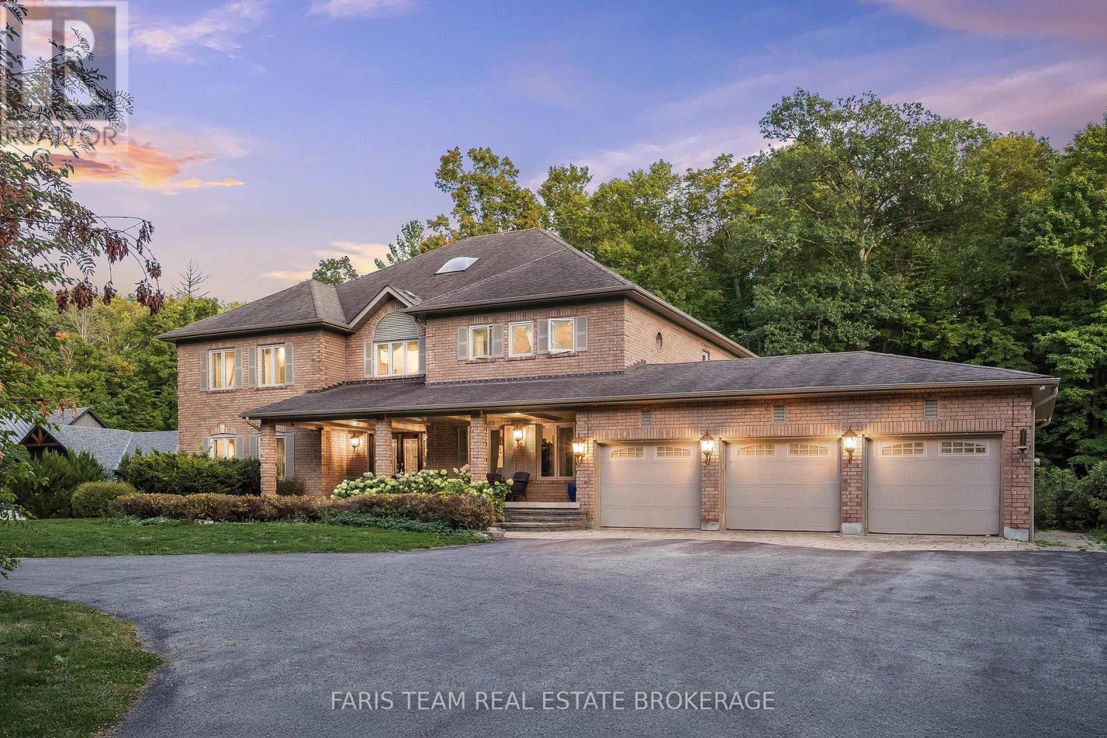 1762 WILKINSON STREET, Innisfil, Ontario