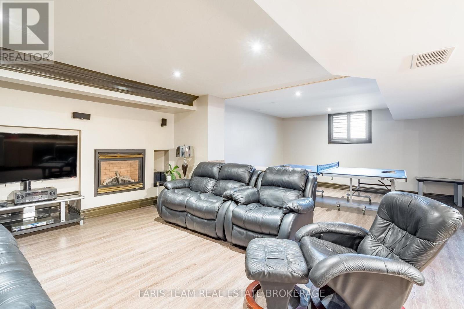 1762 Wilkinson Street, Innisfil, Ontario  L9S 1X3 - Photo 33 - N12566174