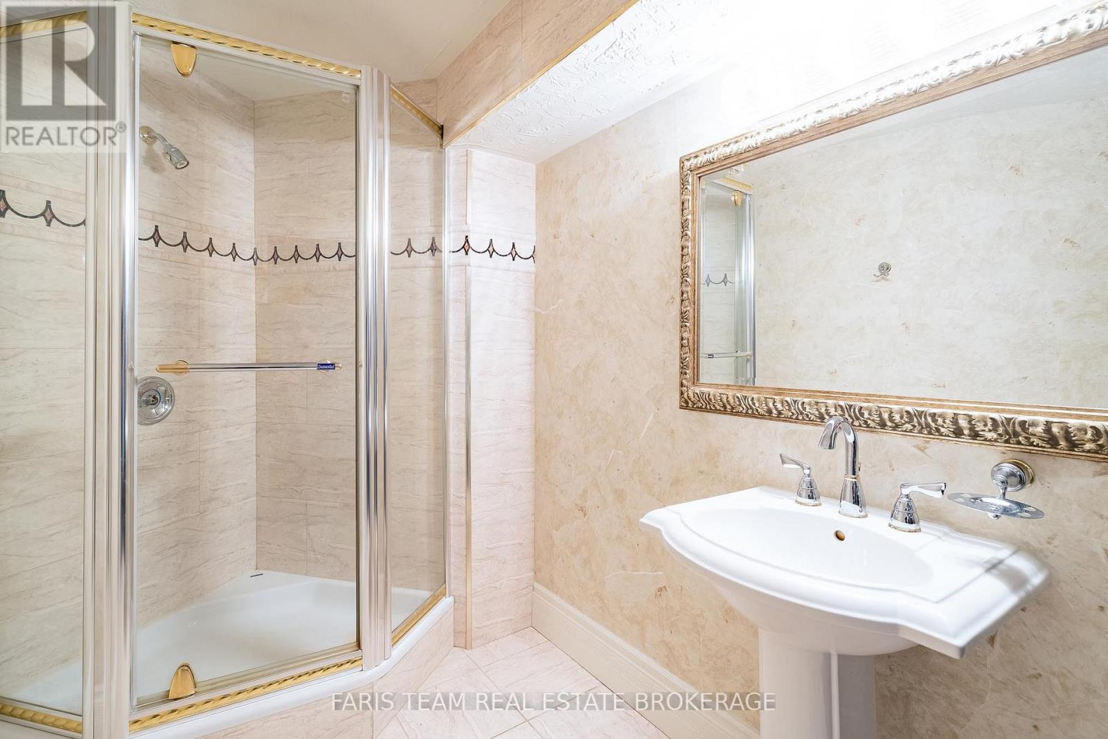 1762 Wilkinson Street, Innisfil, Ontario  L9S 1X3 - Photo 36 - N12566174