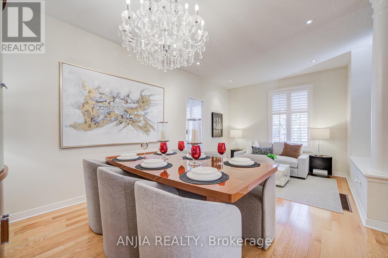 27 Larcastle Avenue, Markham, Ontario  L6C 0A9 - Photo 20 - N12566226