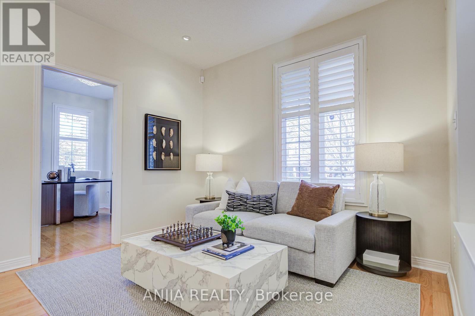 27 Larcastle Avenue, Markham, Ontario  L6C 0A9 - Photo 22 - N12566226