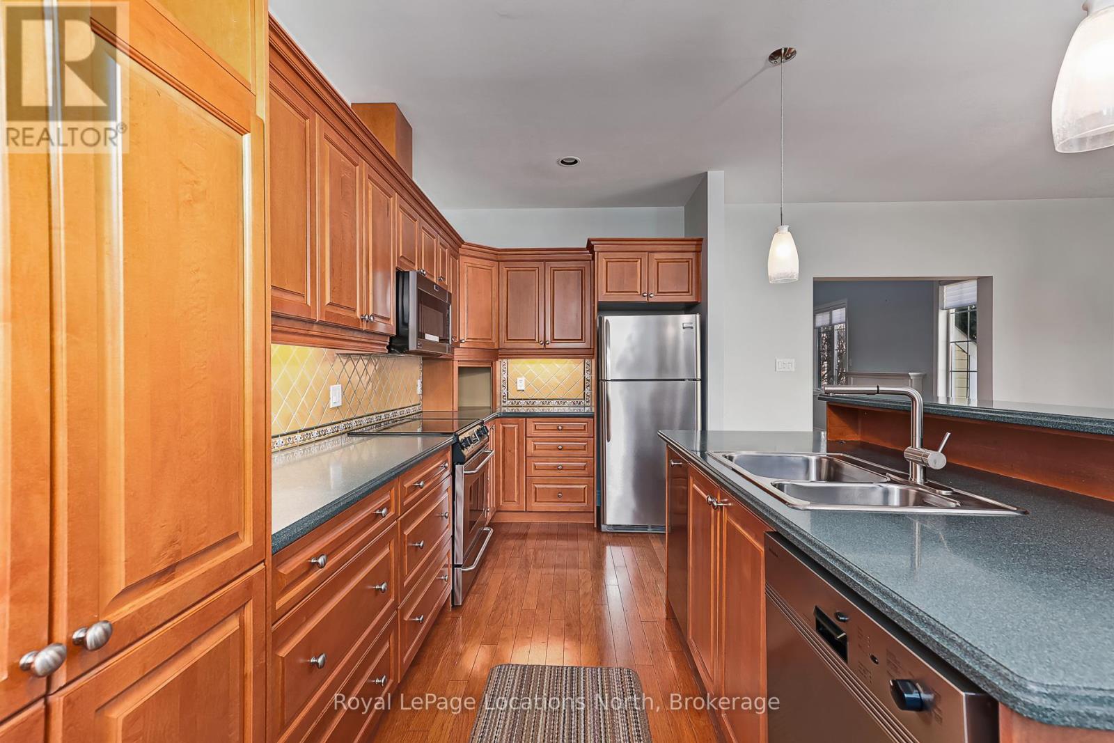 11 Callary Crescent, Collingwood, Ontario L9Y 4X9 - Photo 14 - S12566368