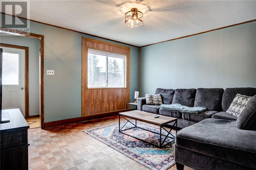 85 Elm Crescent, Levack, Ontario  P0M 2C0 - Photo 6 - 2125737