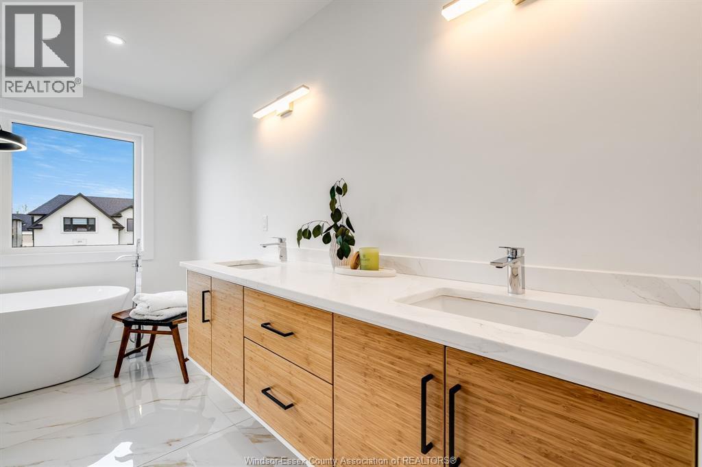 227 Cowan Court, Amherstburg, Ontario  N9V 0G9 - Photo 35 - 25029276