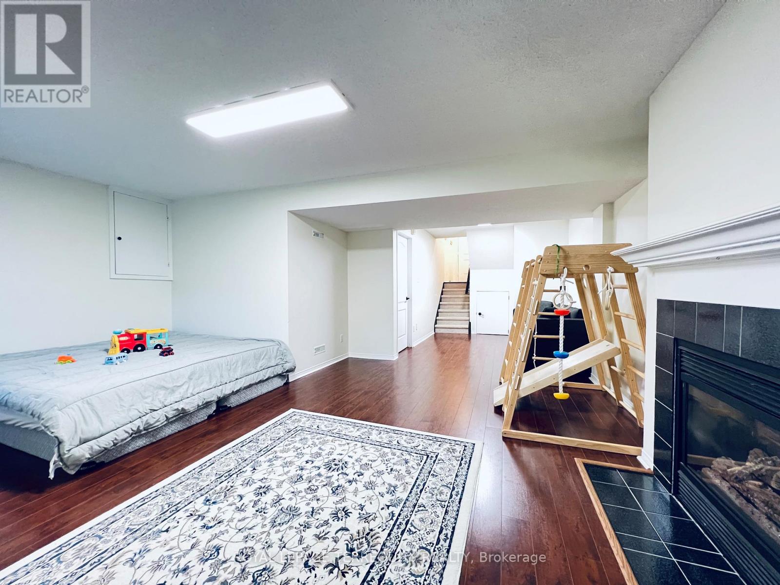 32b - 1084 Queen Street W, Mississauga, Ontario  L5H 4K4 - Photo 11 - W12565998