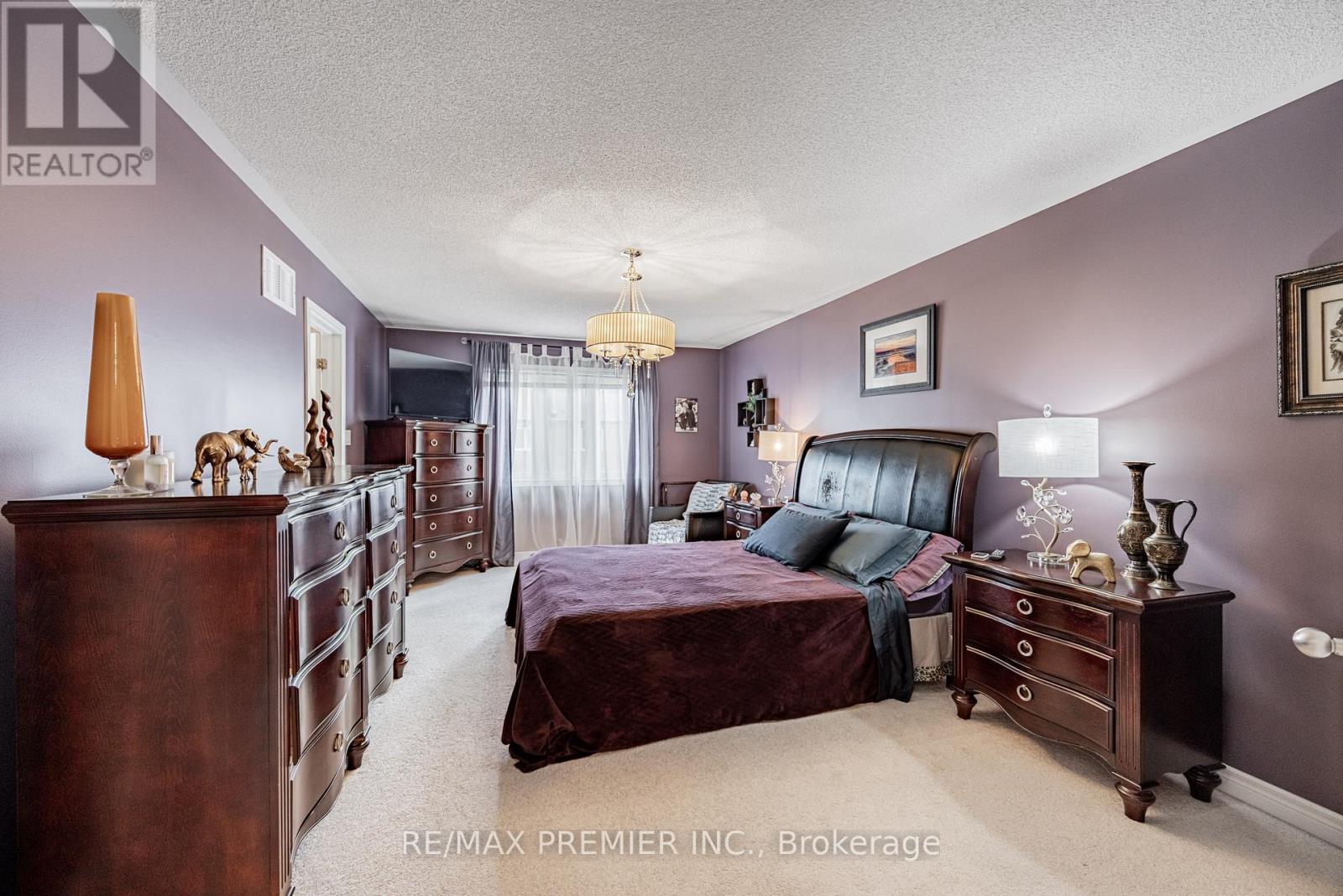 935 Transom Crescent, Milton, Ontario  L9T 8K4 - Photo 17 - W12566002