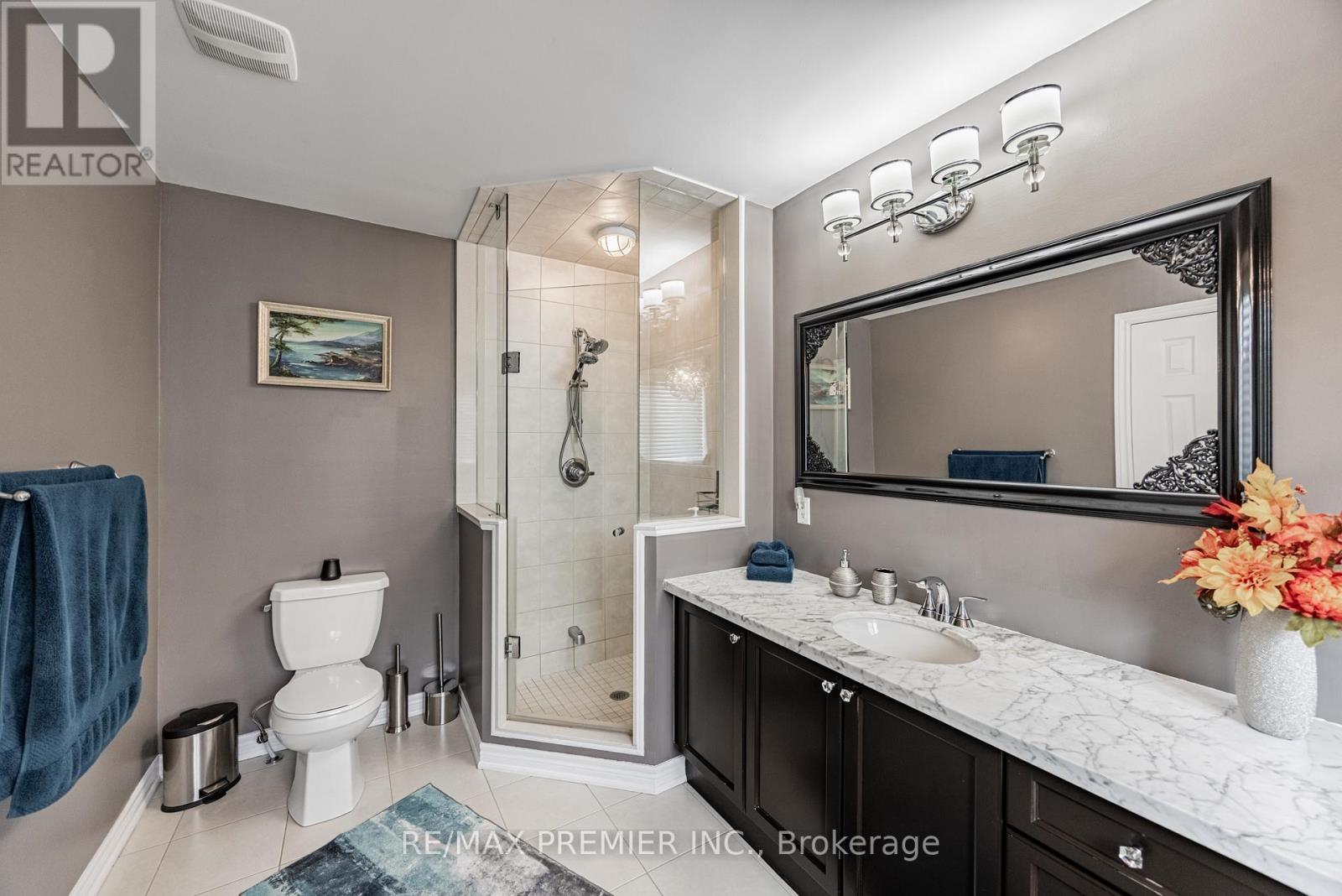 935 Transom Crescent, Milton, Ontario  L9T 8K4 - Photo 21 - W12566002