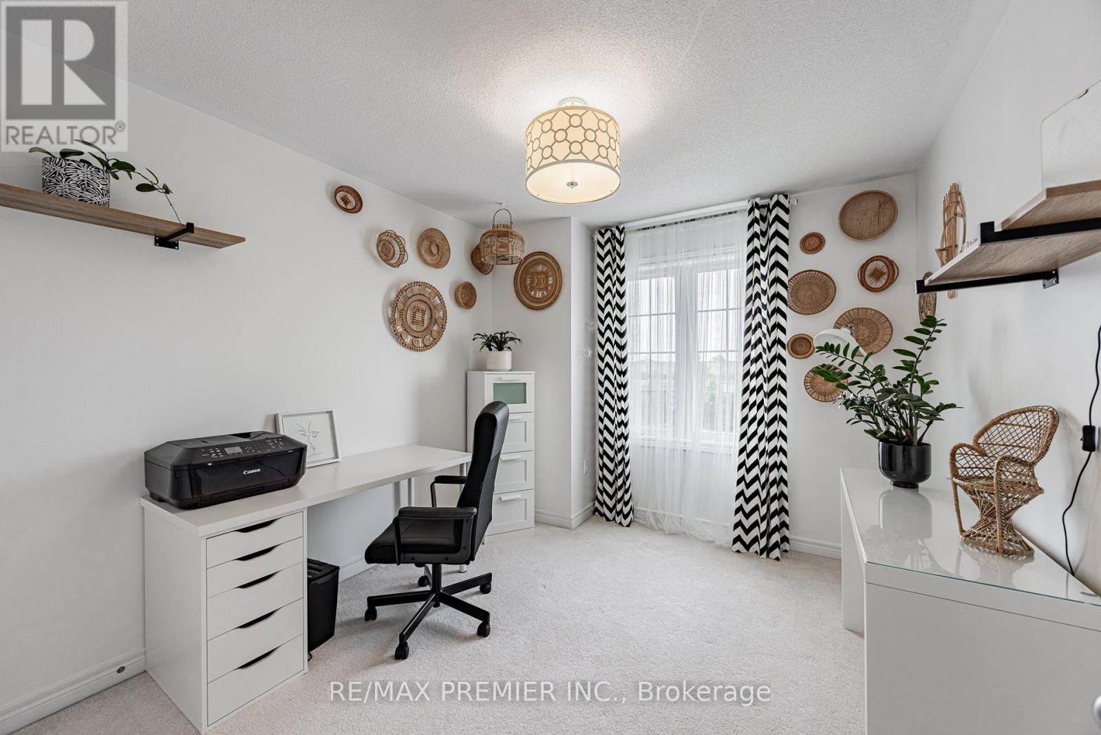 935 Transom Crescent, Milton, Ontario  L9T 8K4 - Photo 22 - W12566002