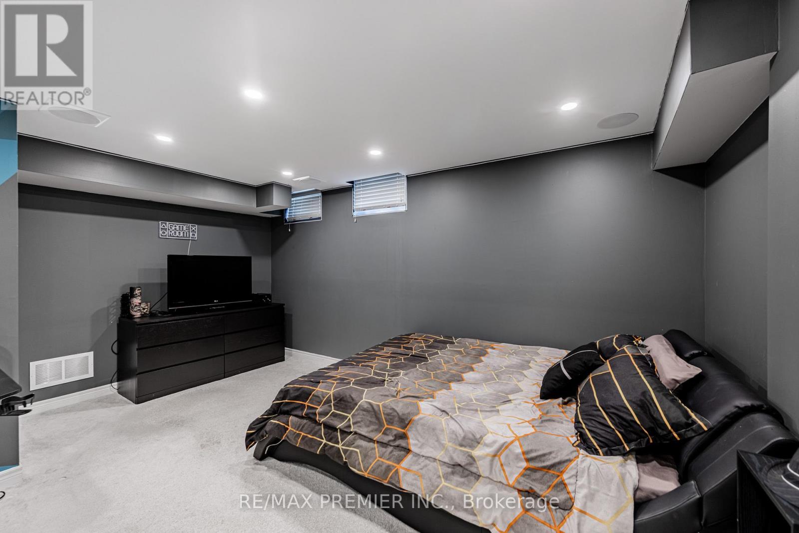 935 Transom Crescent, Milton, Ontario  L9T 8K4 - Photo 26 - W12566002