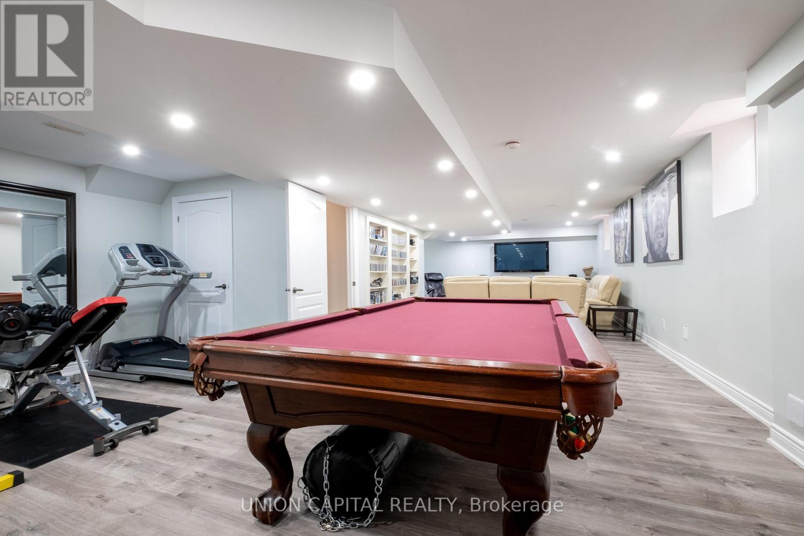 67 Royal West Drive, Brampton, Ontario  L6X 0Z8 - Photo 33 - W12566006