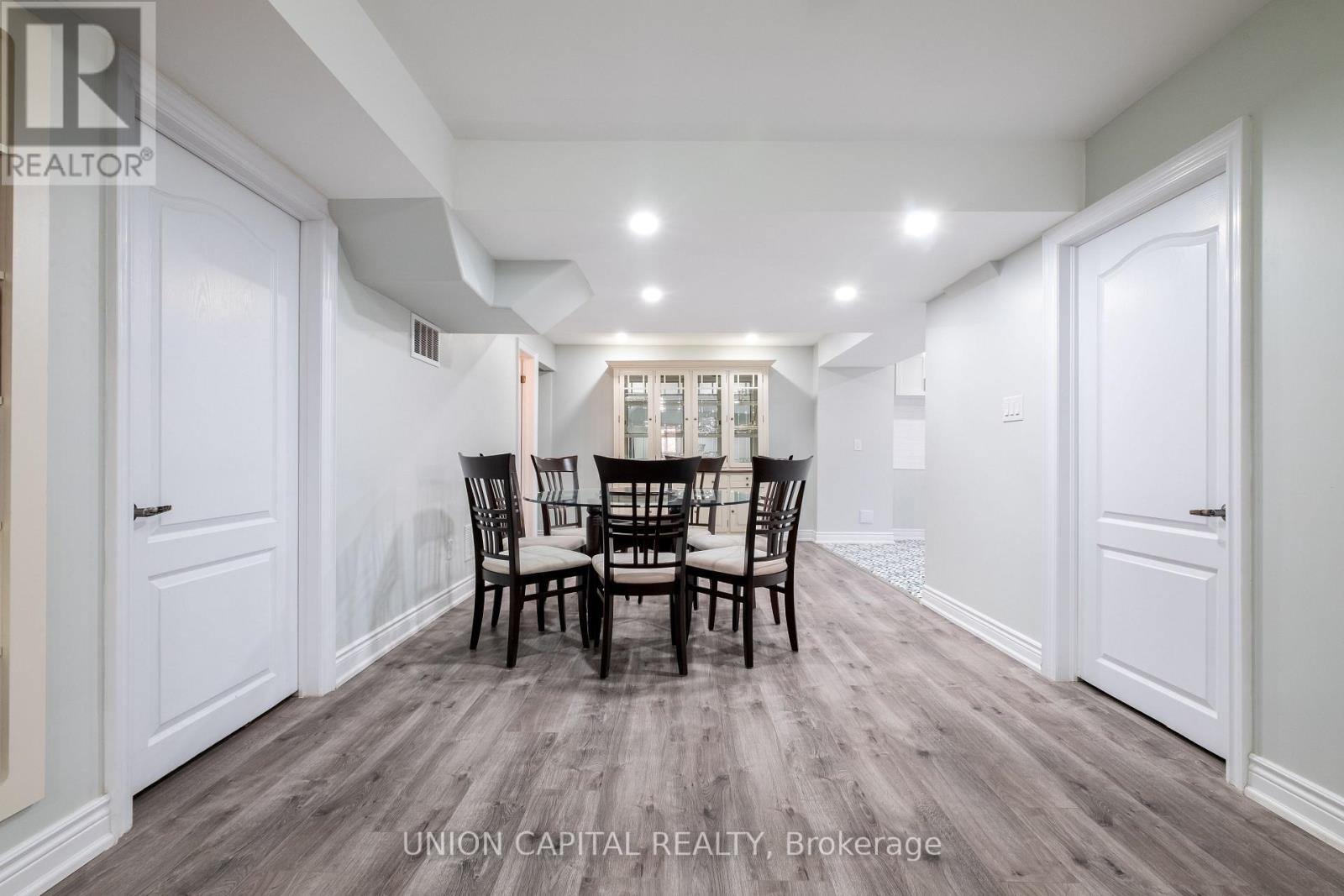 67 Royal West Drive, Brampton, Ontario  L6X 0Z8 - Photo 35 - W12566006