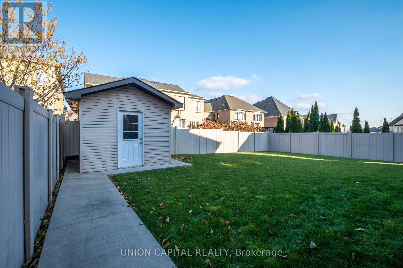 67 Royal West Drive, Brampton, Ontario  L6X 0Z8 - Photo 40 - W12566006